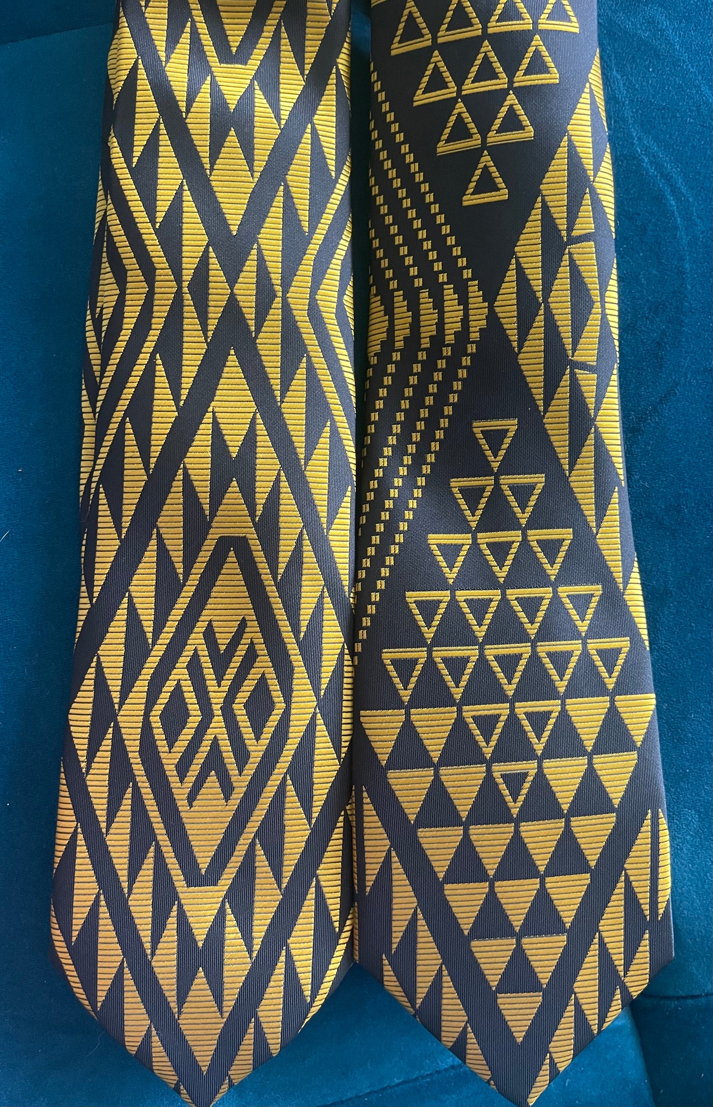 M Ā D Tipona (Ties) Korowai Inspired